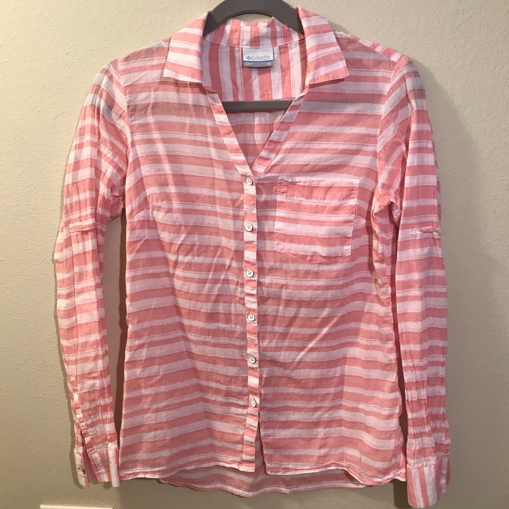 Columbia light pink button up camp shirt